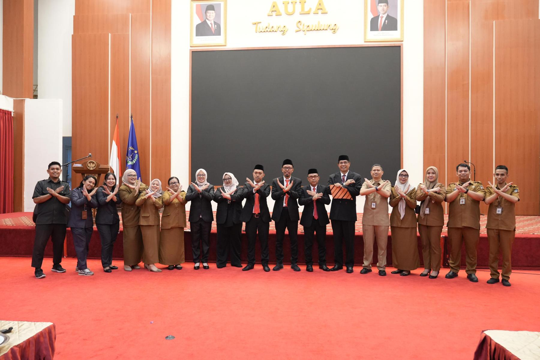 Pelantikan Komisi Informasi oleh Pj. Gubernur Sulsel